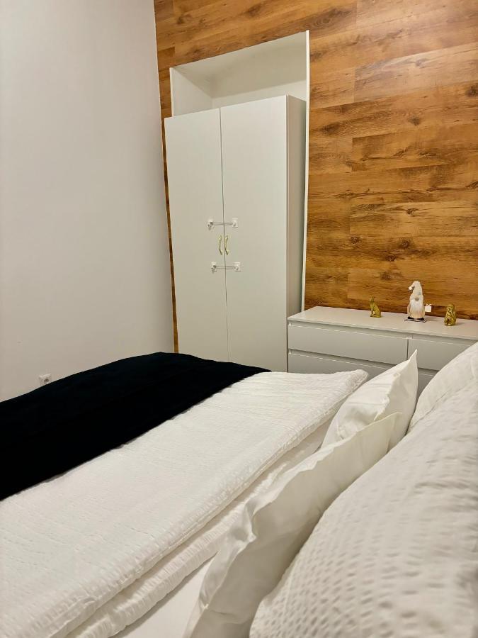Luxury- Contactless Check-in Appartement *